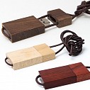 Stick-uri USB promotionale dreptunghiulare din lemn cu snur pentru prindere - CM1032