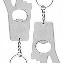 Brelocuri promotionale metalice cu forma peace si desfacator pentru sticle - 3543